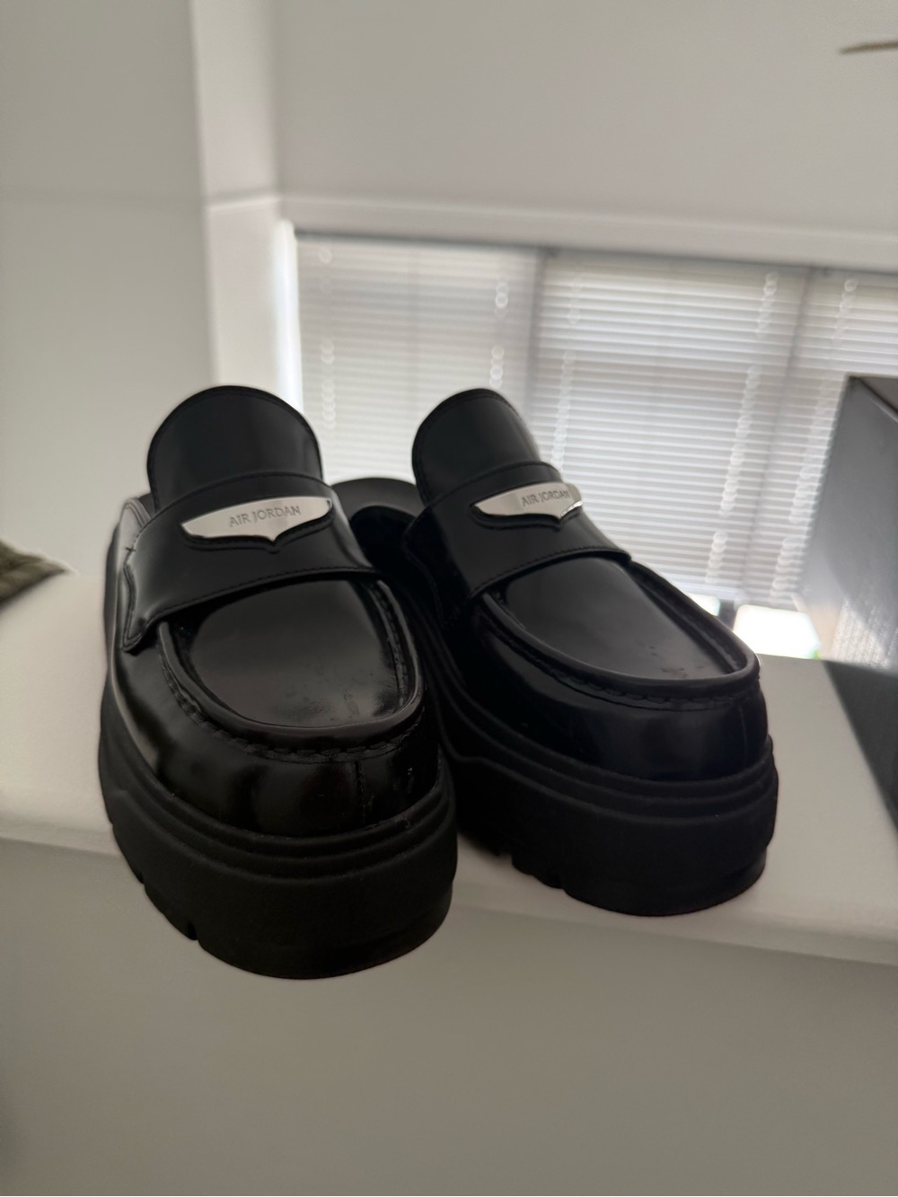 Air Jordan Mules women’s Size 9